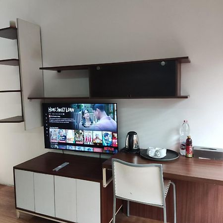 Hotel Flat06 Cipete Yakarta Exterior foto